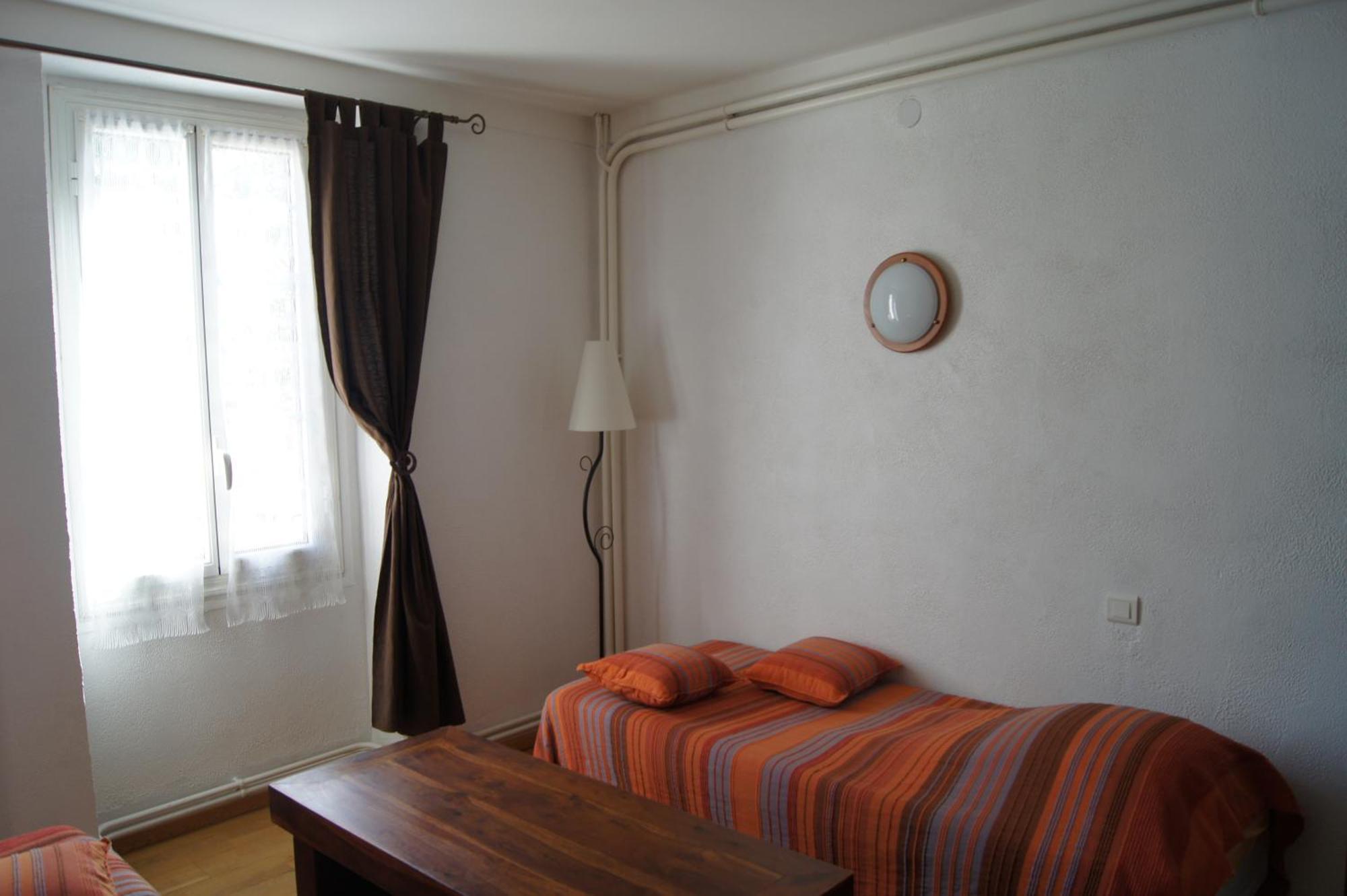 L'Orangeraie Bed & Breakfast Елн Стая снимка