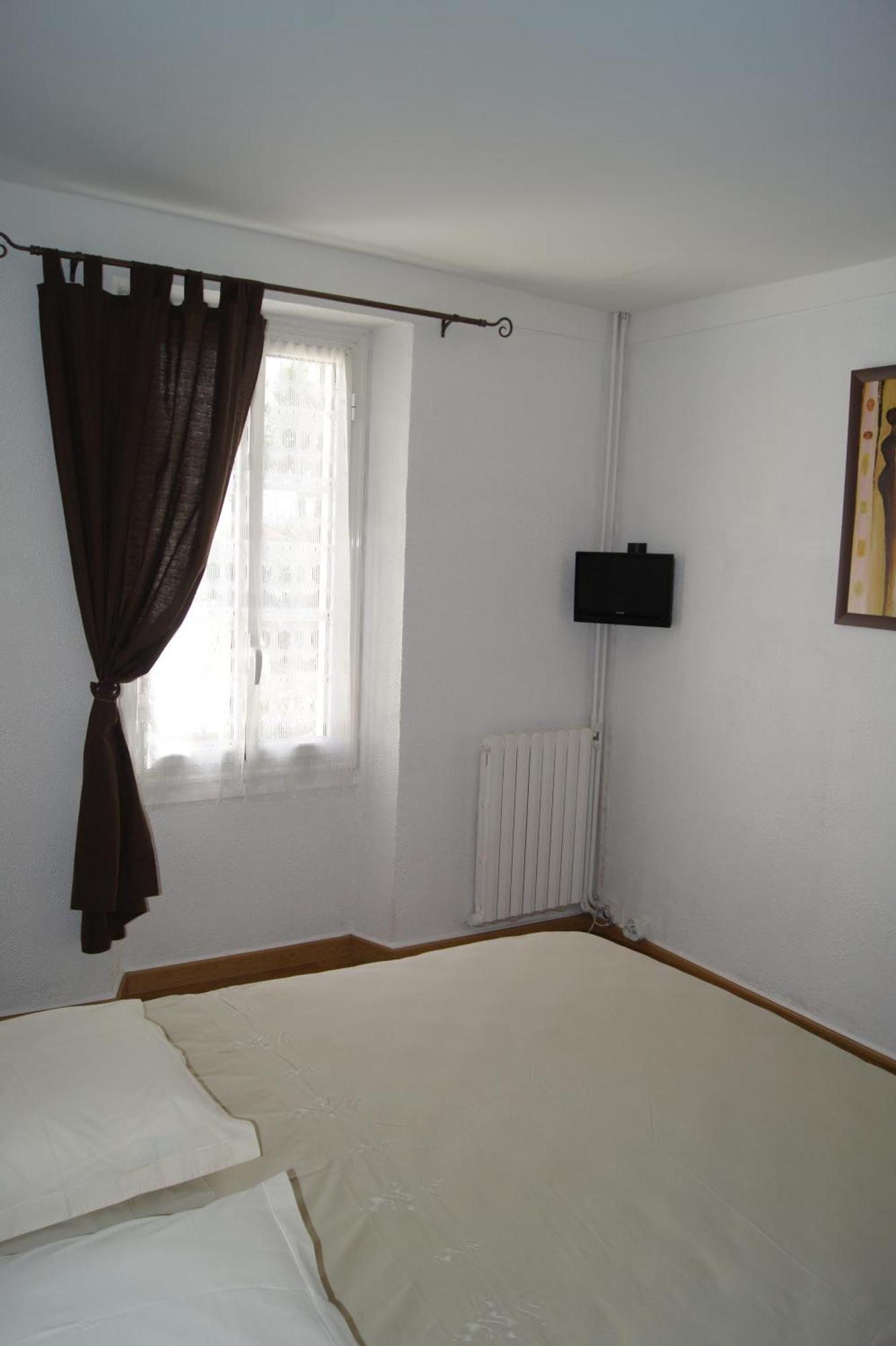 L'Orangeraie Bed & Breakfast Елн Стая снимка