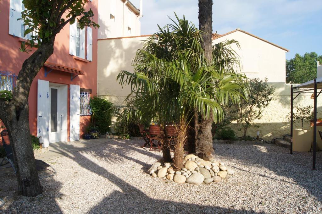 L'Orangeraie Bed & Breakfast Елн Екстериор снимка